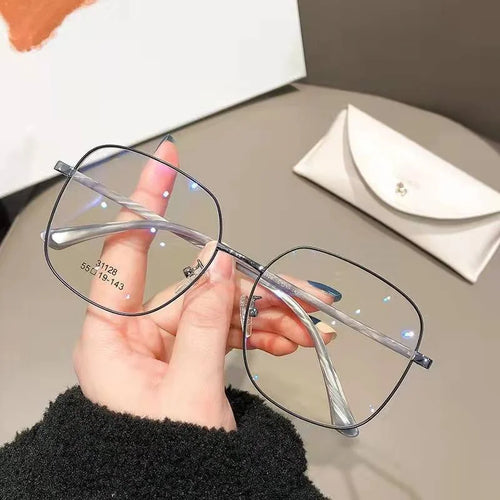 Round Metal Frame Glasses for Women - Retro Clear Lens Eyewear