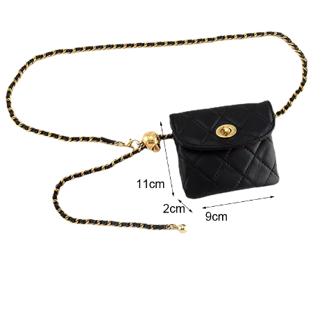Trendy Chain Belt with Mini Quilted Bag – Adjustable Gold and Black Waist Accessory