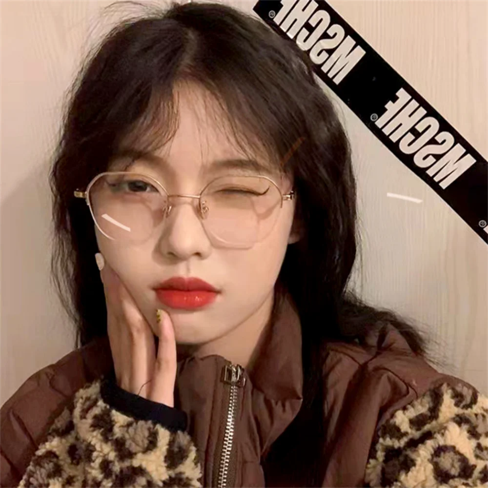 Round Metal Frame Glasses for Women - Retro Clear Lens Eyewear