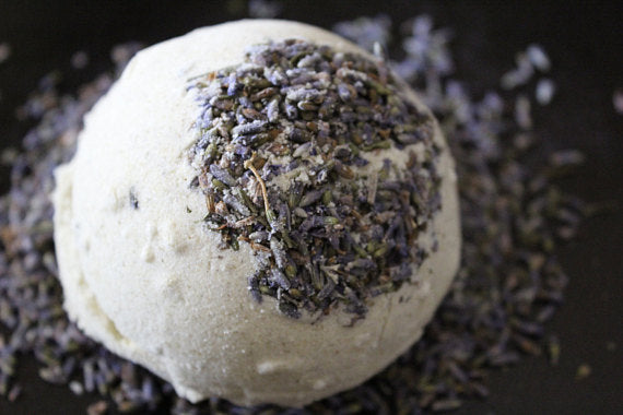 Calm Bomb Organic Bath Bomb – All-Natural Aromatherapy Bath Soak
