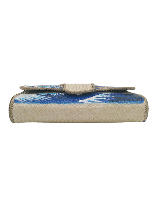 Load image into Gallery viewer, Hand-Painted Wave Design Woven Straw Clutch – Artistic Eco-Friendly Clutch Bag Inspired by The Great Wave
