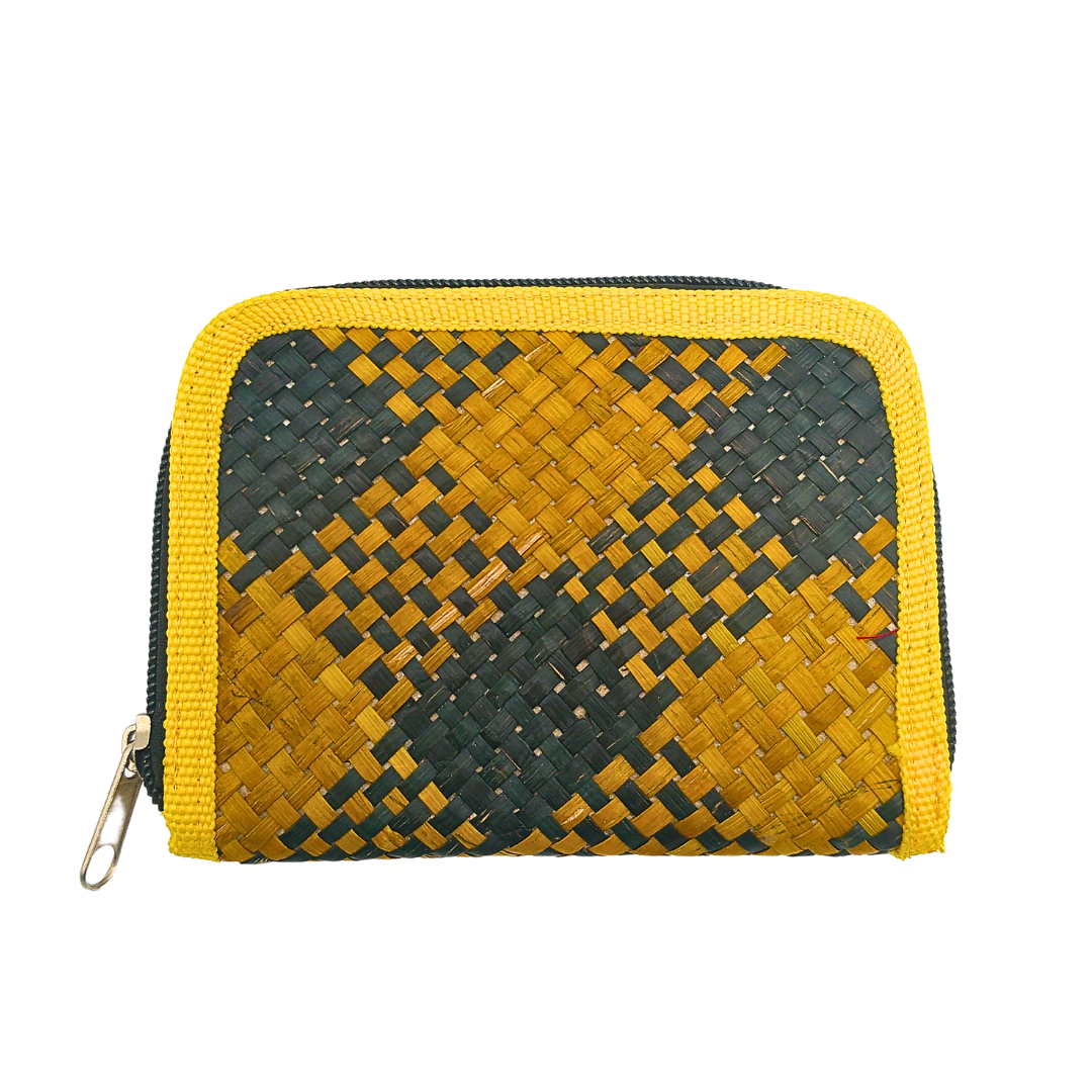 Eco-Friendly Handcrafted Buri Wallet with Zipper - Stylish and Sustainable