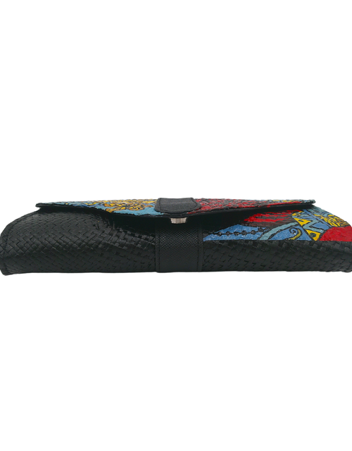 Load image into Gallery viewer, Hand-Painted Woven Straw Clutch – Artisan Boho-Chic Clutch with Colorful Abstract Design
