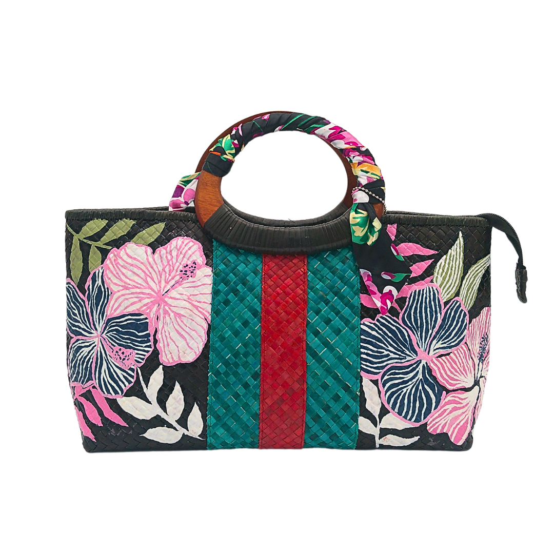 Handwoven Pandan Handbag with Wooden Handle - Gucci Inspired Floral Design - Eco-Friendly and Stylish