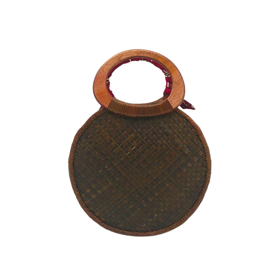 Handwoven Pandan Handbag/Crossbody with Adjustable Strap and Colorful Design - Eco-Friendly and Stylish