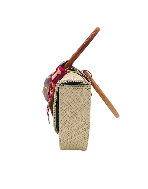 Load image into Gallery viewer, Handwoven Pandan Handbag with Wooden Handle and Floral Design - Eco-Friendly and Stylish
