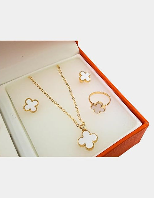 Load image into Gallery viewer, 5 piece 4 leaf clover jewelry set with watch, bracelet, earrings, ring, necklace, with jewelry box
