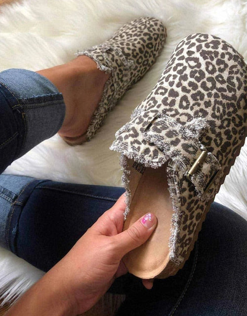 Load image into Gallery viewer, Women&#39;s Leopard Print Canvas Mule Slippers - Stylish Slip-On Clogs
