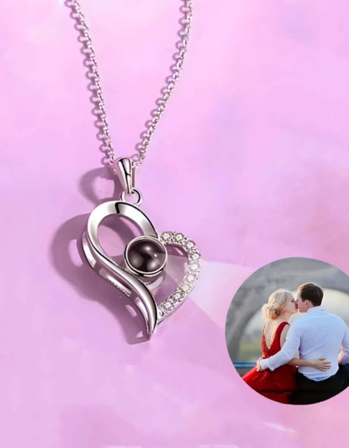 Load image into Gallery viewer, Customized Photo Projection Necklace Fashionable Women&#39;s Jewelry New
