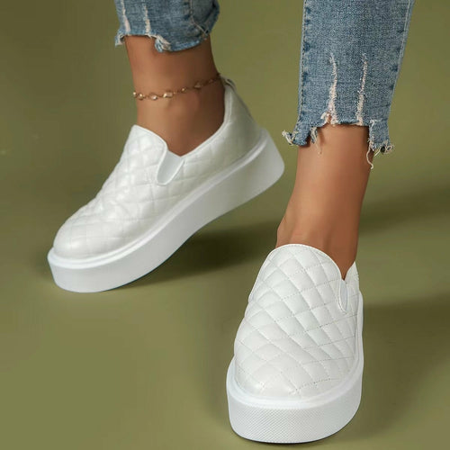 Load image into Gallery viewer, Women&#39;s White Quilted Slip-On Sneakers
