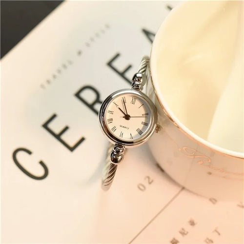 Elegant Roman Numeral Vintage Bangle Quartz Watch for Women